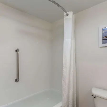 Hampton Inn Groton/Mystic Exterior photo